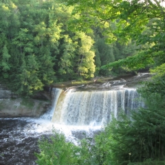 Tahquamenon Falls