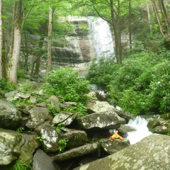 Rainbow Falls con Clyde