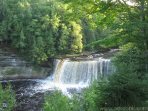 Tahquamenon Falls