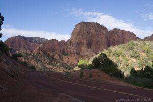 Lee's Pass Trailhead