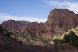 Lee's Pass Trailhead