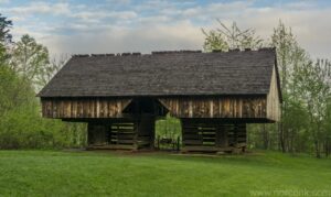Cantilevered Barn