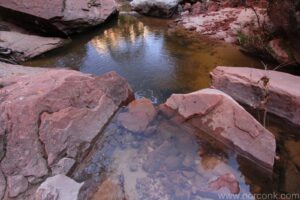 Middle Emerald Pool