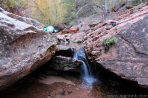 Middle Emerald Pool
